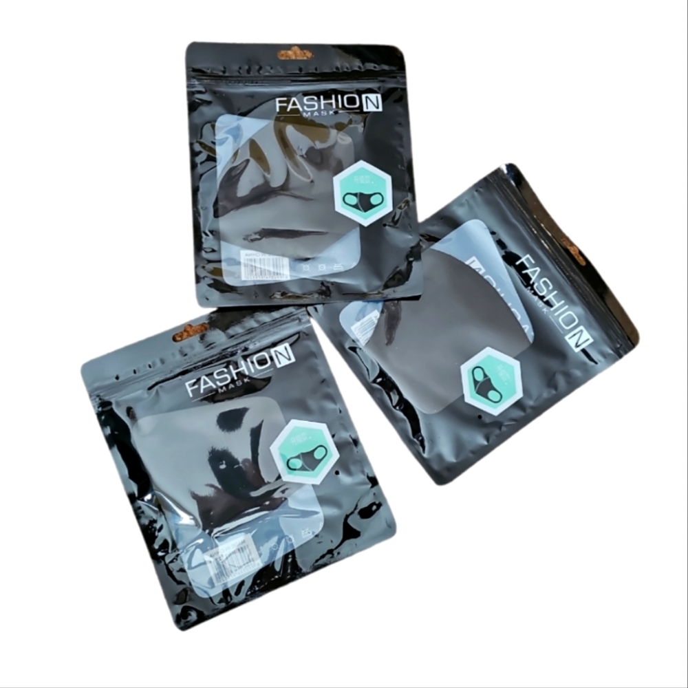FASHION MASK 4 for $12  BLACK